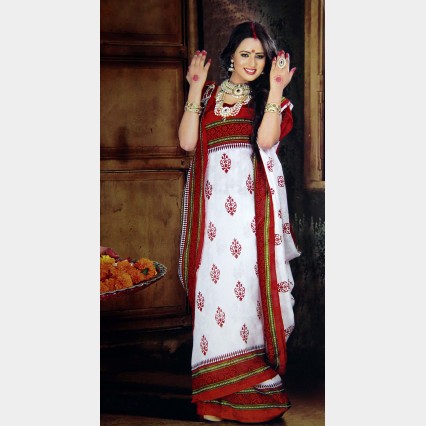 Kaajal’s Dhupian printed silk Sharee Kaajal’s Dhupian printed silk Sharee